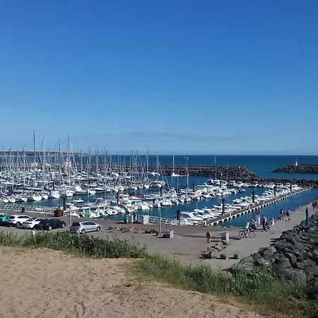 Manoir Et Terrasse Dans Le Village De Port Bourgenay, Vue Golf, Et Foret, Proche Mer, A 300m Piscine Gratuite D'avril A Sept, 5 Pers Talmont-Saint-Hilaire