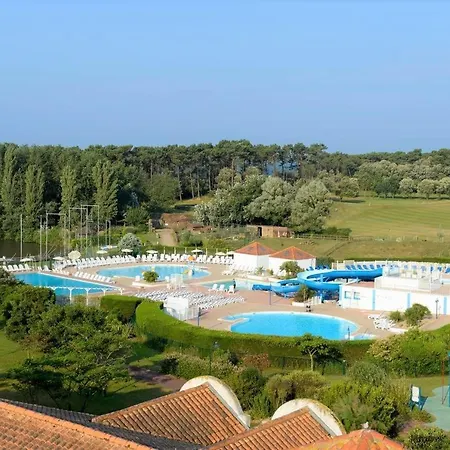 Apartman Manoir Et Terrasse Dans Le Village De Port Bourgenay, Vue Golf, Et Foret, Proche Mer, A 300m Piscine Gratuite D'avril A Sept, 5 Pers *