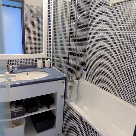 Apartman Manoir Et Terrasse Dans Le Village De Port Bourgenay, Vue Golf, Et Foret, Proche Mer, A 300m Piscine Gratuite D'avril A Sept, 5 Pers Talmont-Saint-Hilaire