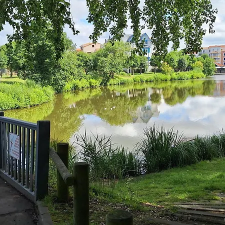 Manoir, appartement avec terrasse, proche mer, vue golf et lac, 5 pers, accès gratuit piscines * Talmont-Saint-Hilaire
