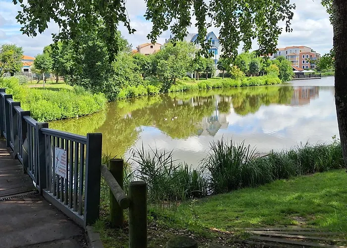 Manoir, Avec Terrasse, Proche Mer, Vue Golf Et Lac, 5 Pers, Acces Gratuit Piscines * Talmont-Saint-Hilaire